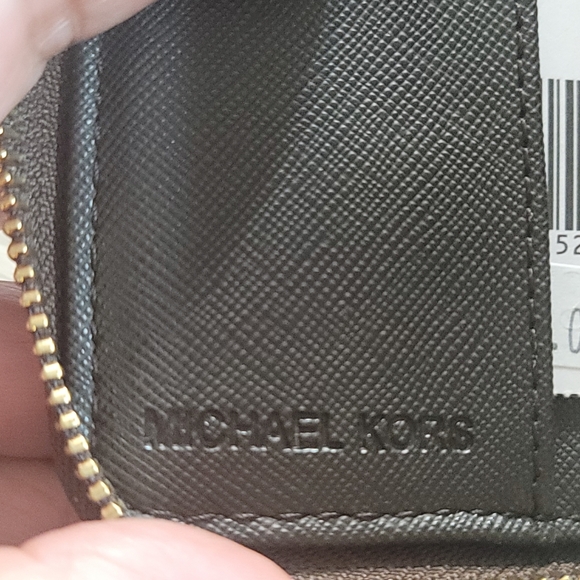 Michael Kors Jet Set Nwt Signature Zip Around Bifold Wallet in Brow… - Picture 9 of 11